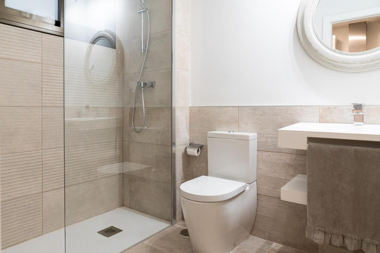 Apartamento De Lujo En Plaza Del Teatro Daire Málaga Dış mekan fotoğraf